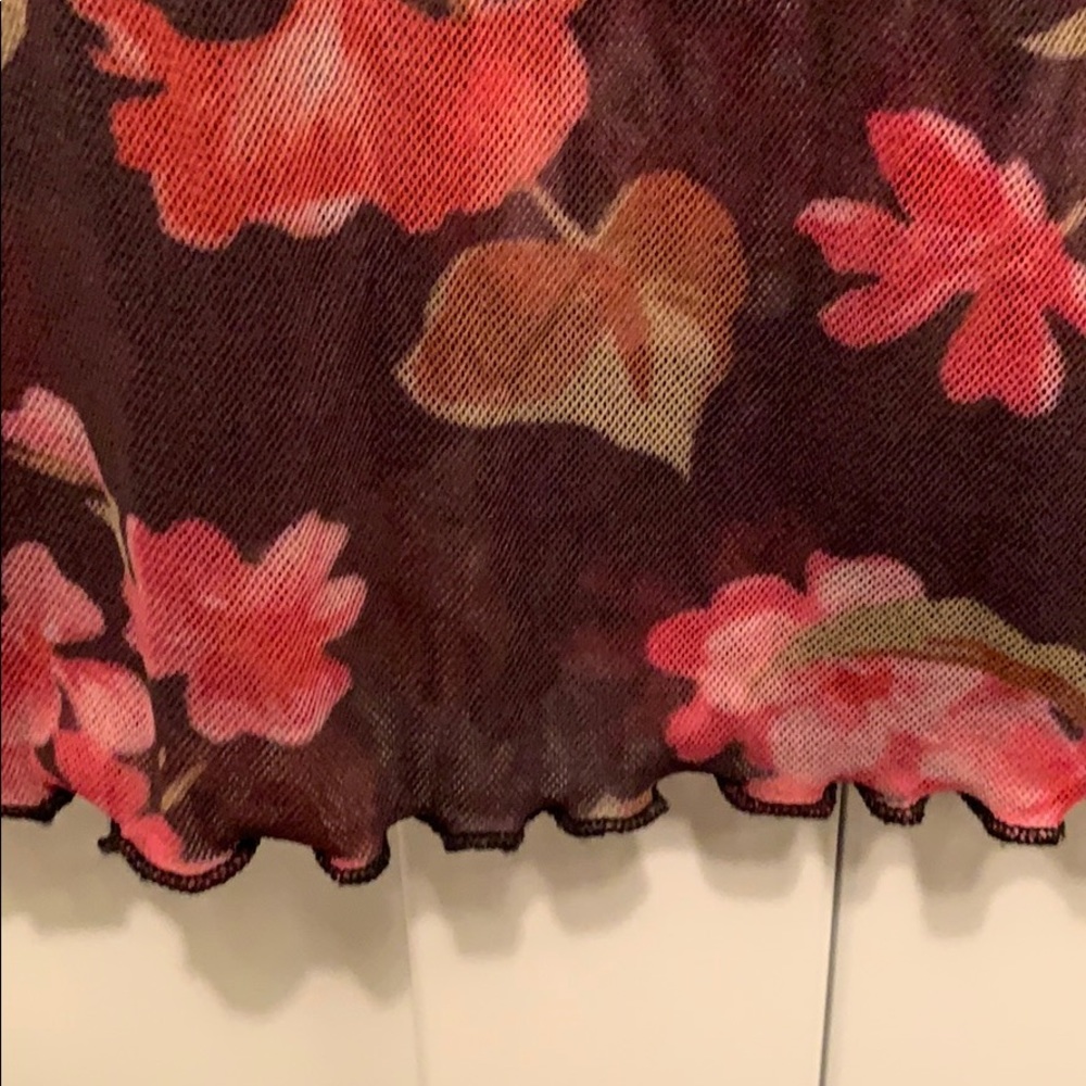 Top - Picture 3 of 3